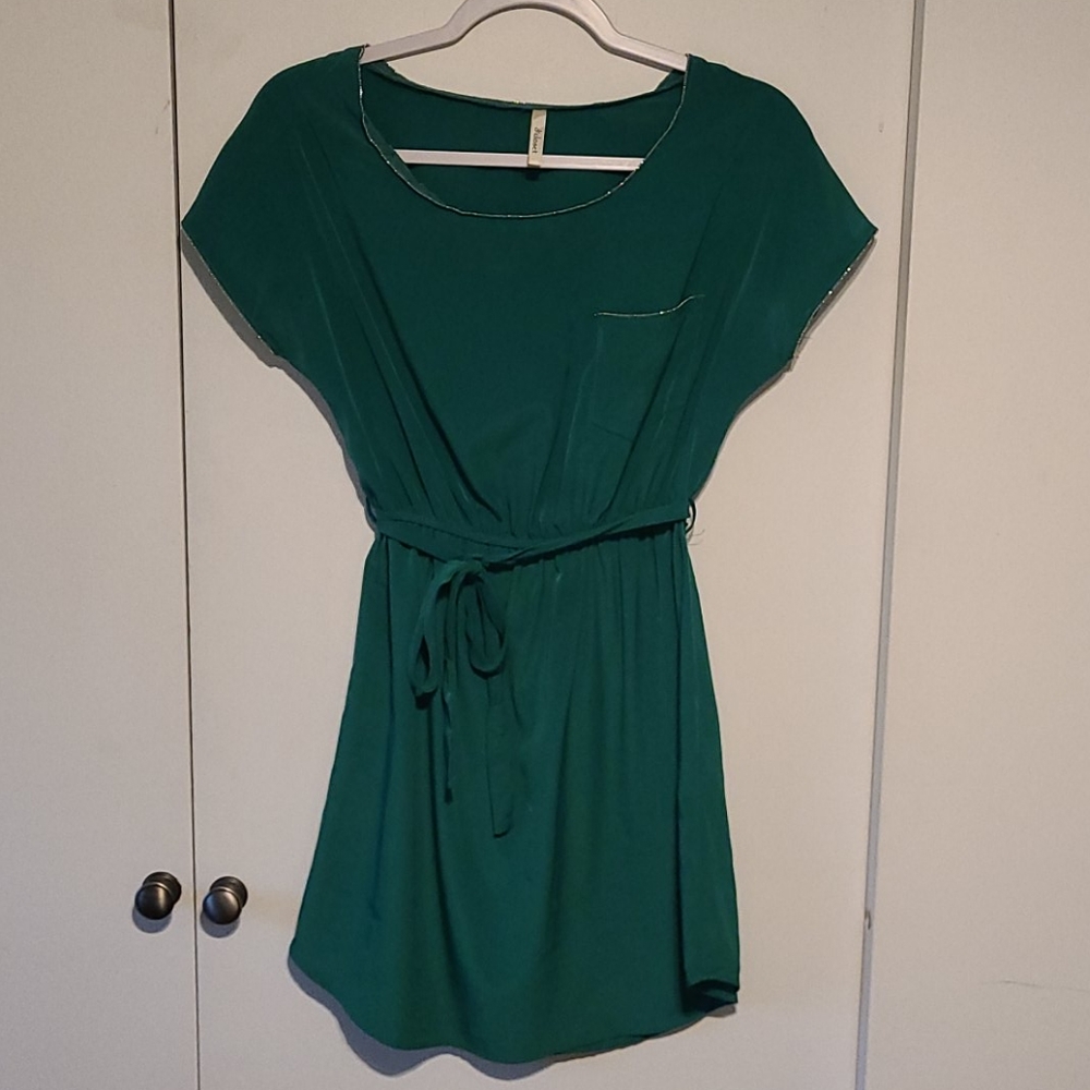 Green casual dress